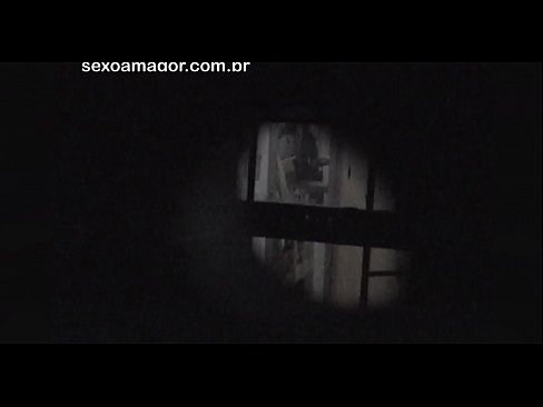 ❤️ Blondina este filmată în secret de un voyeur din cartier ascuns în spatele unor cărămizi goale ❤  at ro.onetubes.top ﹏
